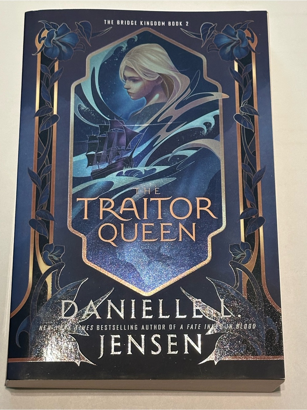 The Traitor Queen by Danielle L. Jensen  Paperback